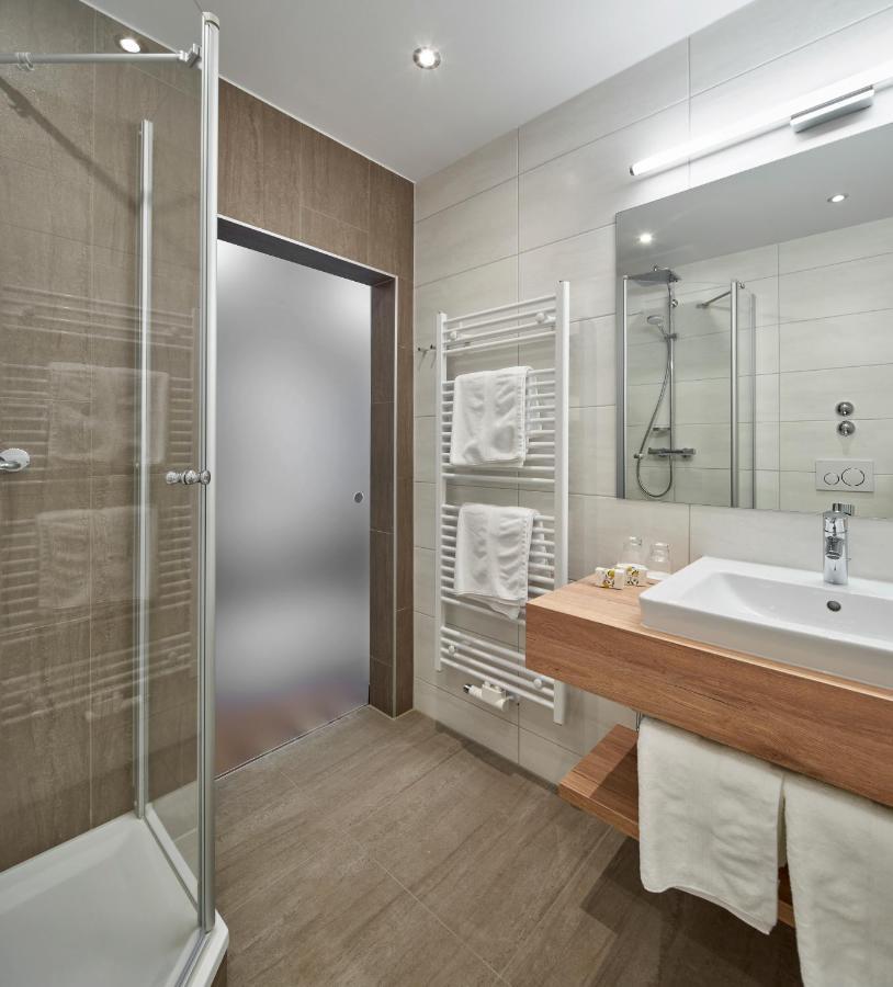 באד ווייסי Hotel Alpenhof מראה חיצוני תמונה