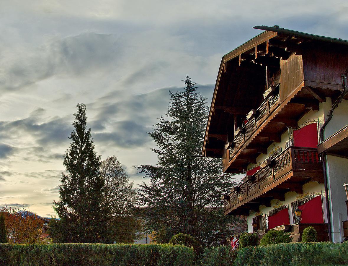 באד ווייסי Hotel Alpenhof מראה חיצוני תמונה